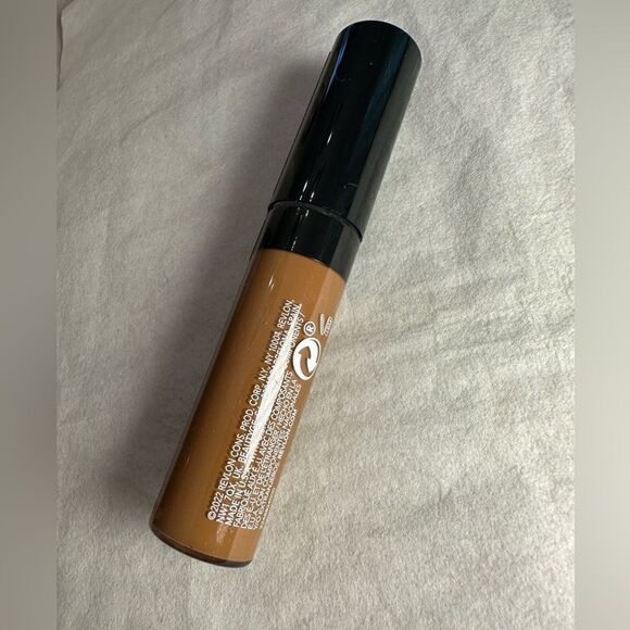 Revlon ColorStay Flex Wear Full Cover Concealer Color 075 Hazelnut - 0.34 fl oz - Picture 4 of 4